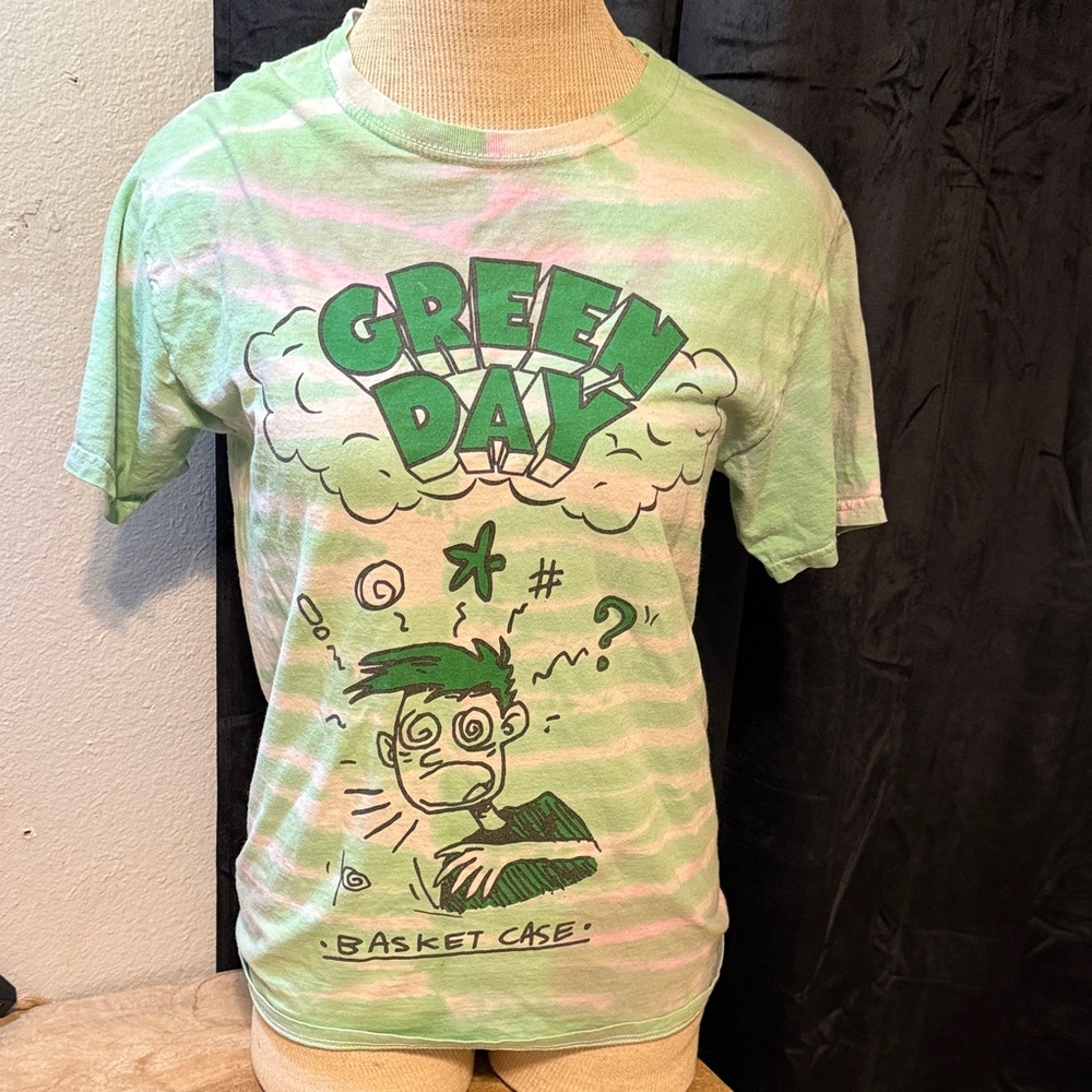 Green Day Graphic T-Shirt - Green